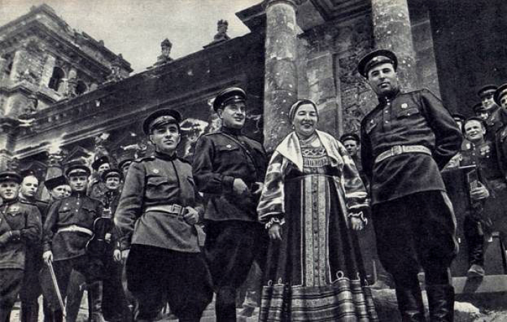 Видеоподкаст "Лидия Русланова"